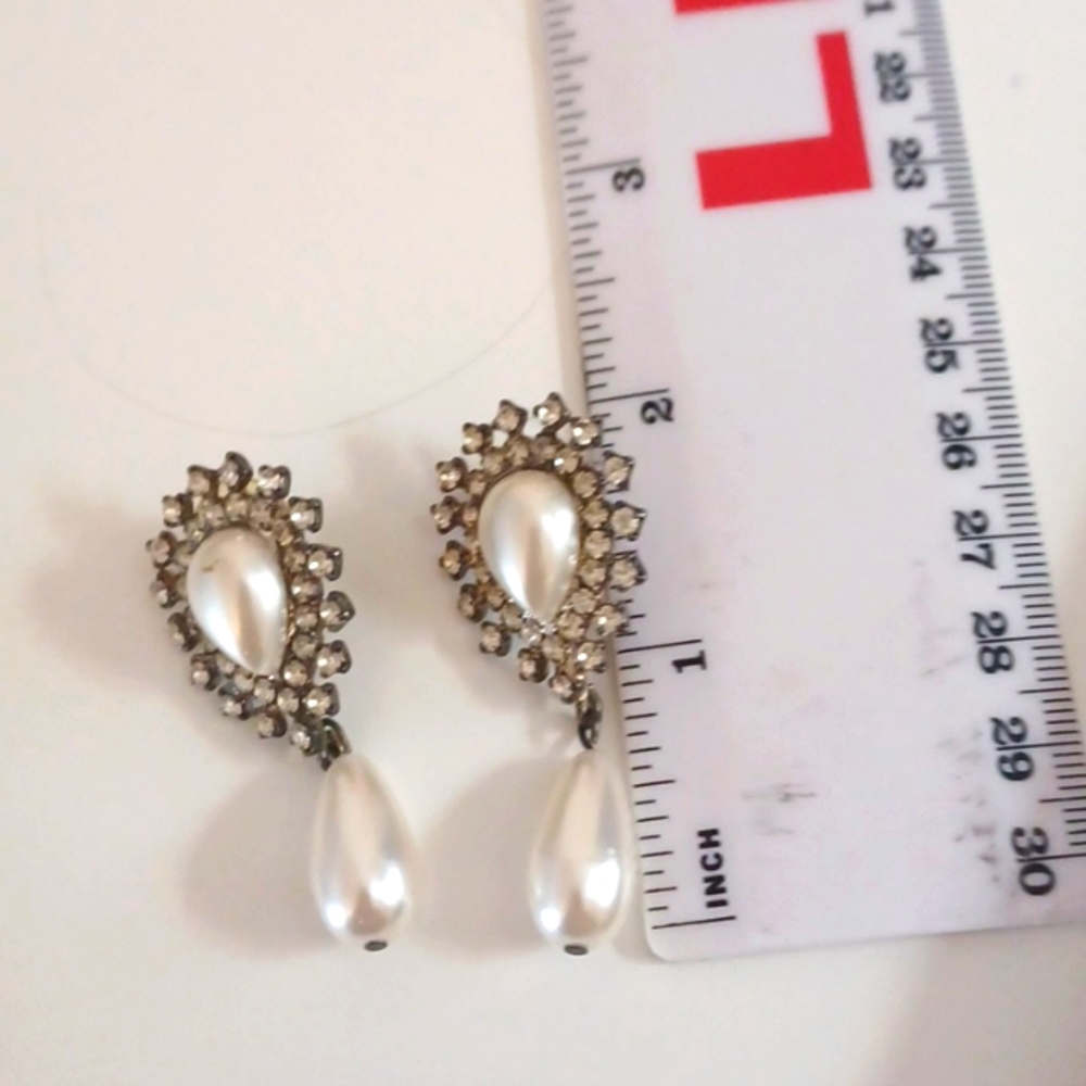 VINTAGEl  PEARL 7and rhinestone Pierced Earrings 2 inches GUC